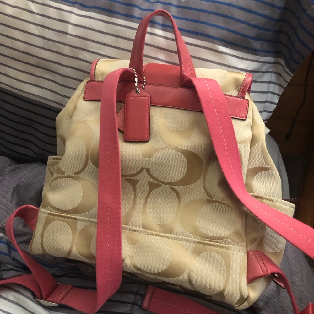 Coach Signature Backpack - Picture 6 of 8